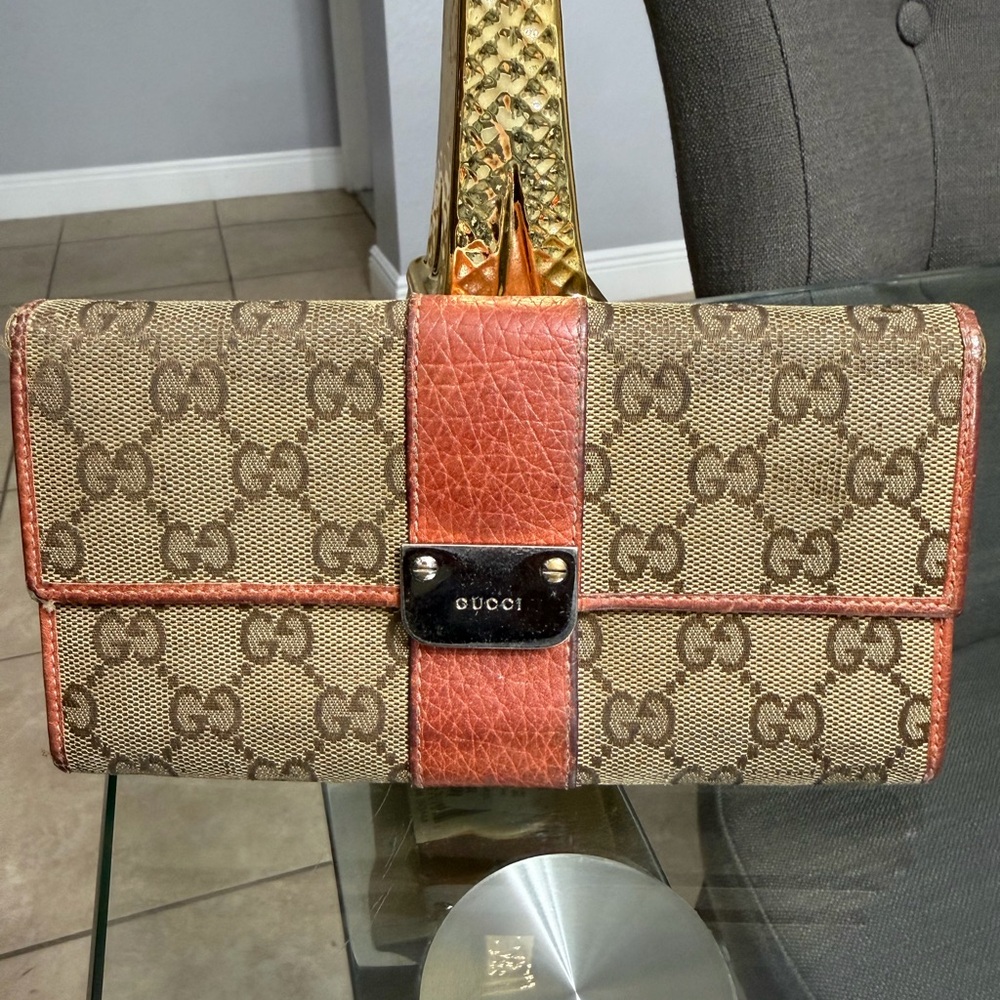 Gucci Beige Monogram Canvas Wallet with Orange Leather Trim - Picture 1 of 14